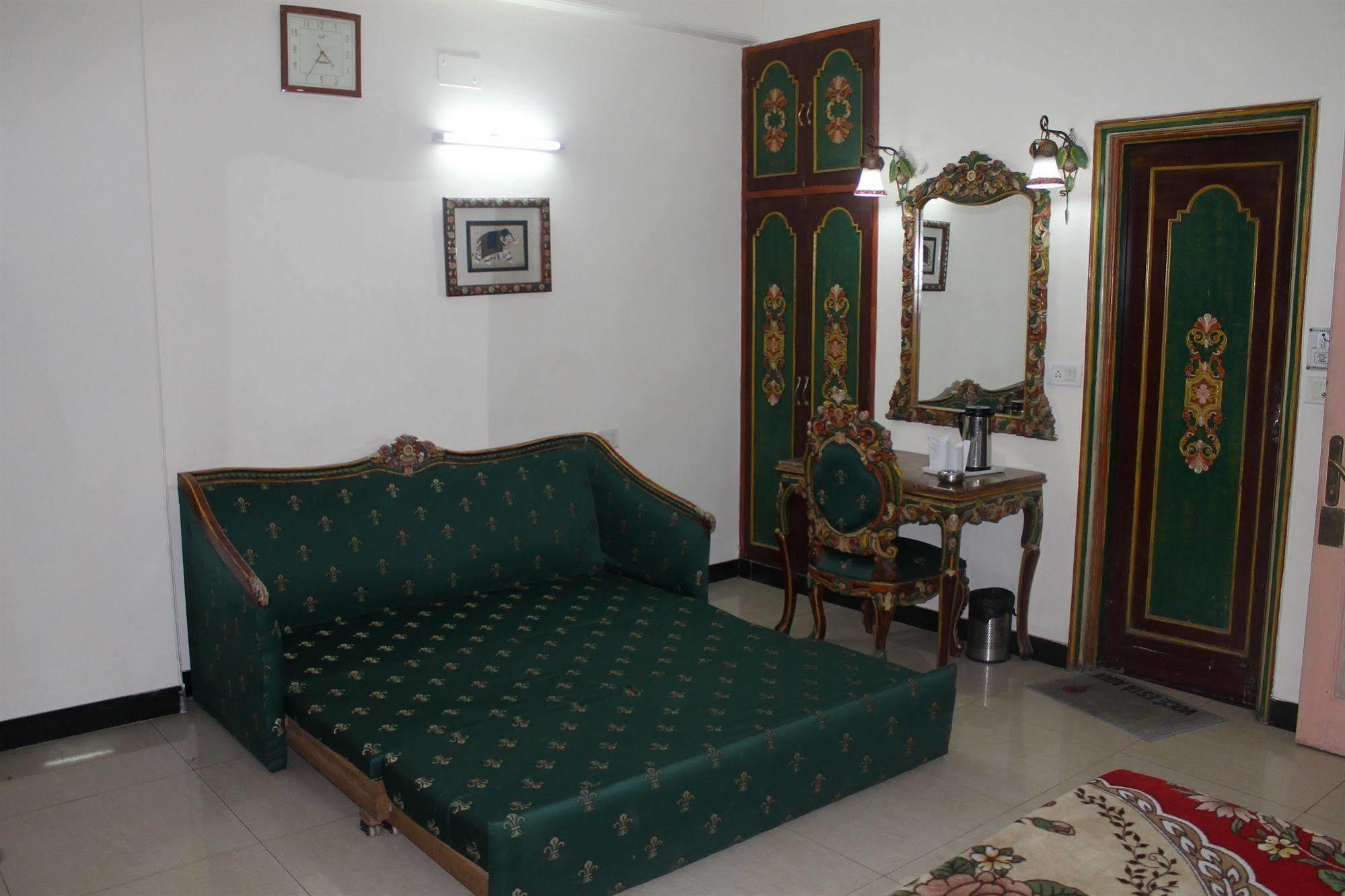 דלהי Hotel Sunstar Residency מראה חיצוני תמונה