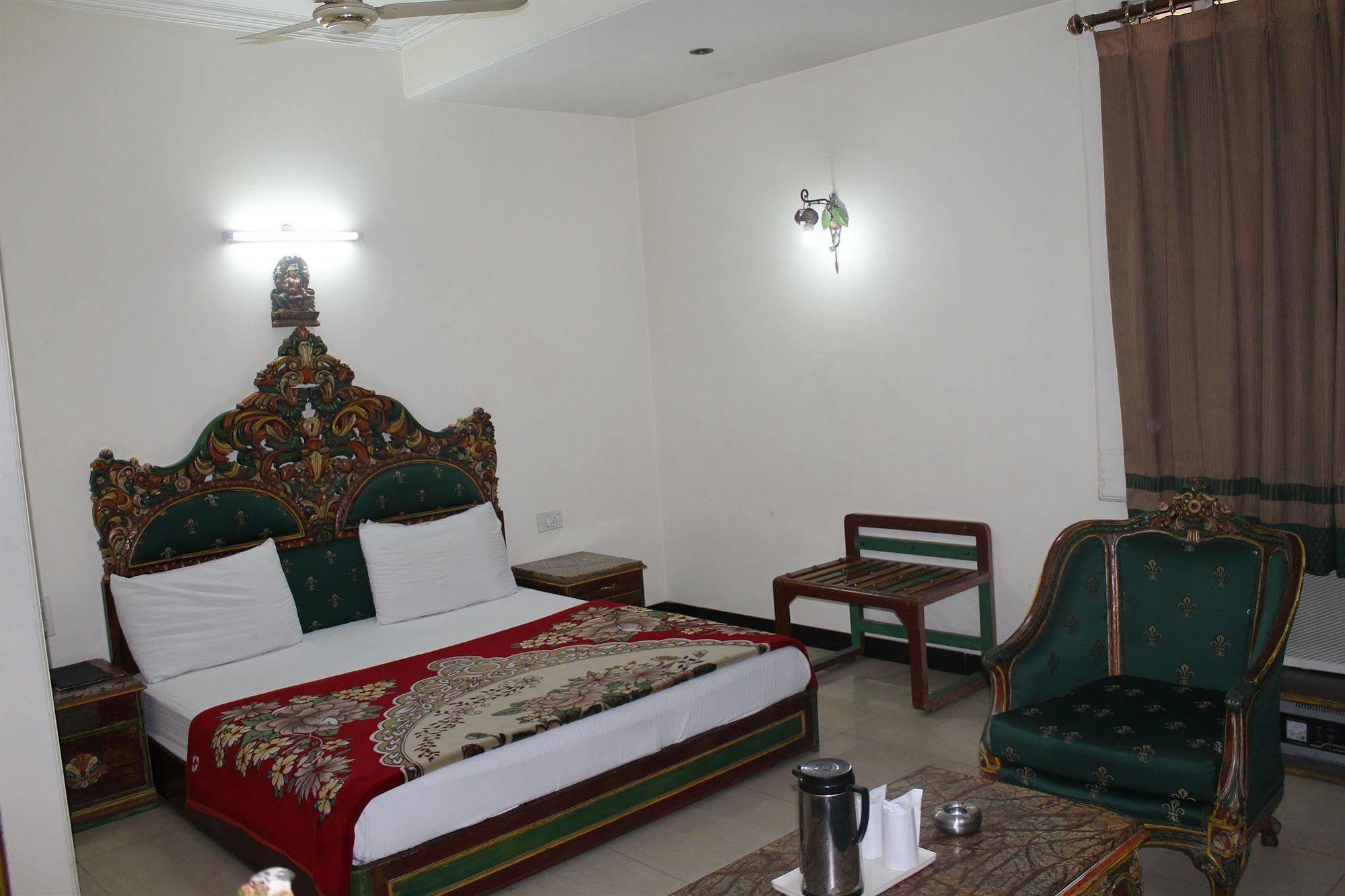 דלהי Hotel Sunstar Residency מראה חיצוני תמונה