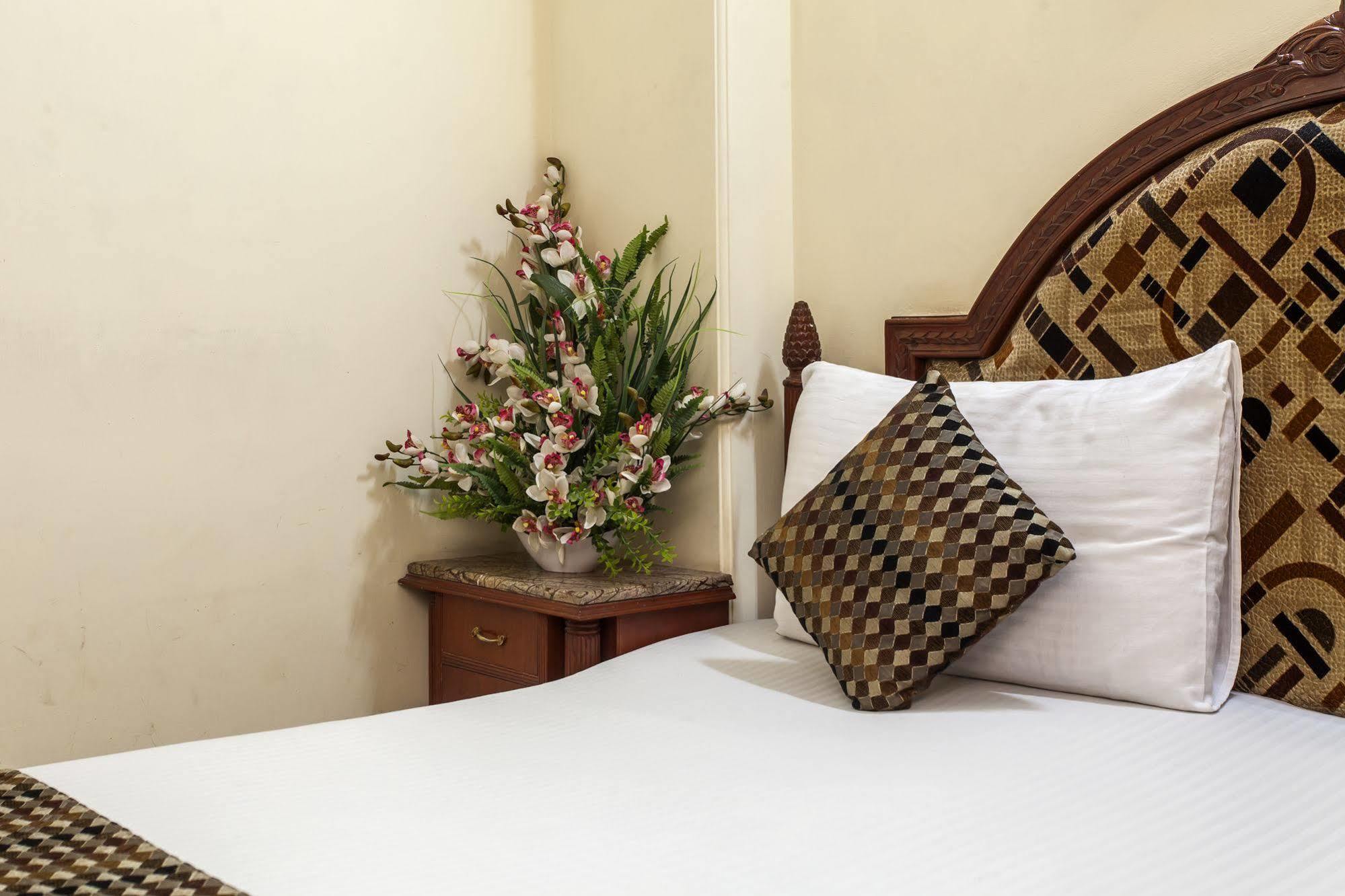 דלהי Hotel Sunstar Residency מראה חיצוני תמונה
