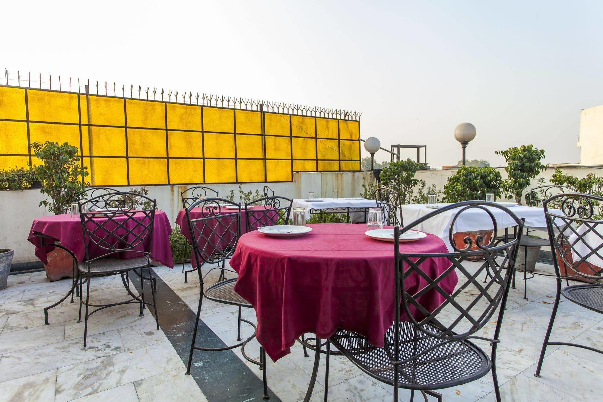 דלהי Hotel Sunstar Residency מראה חיצוני תמונה